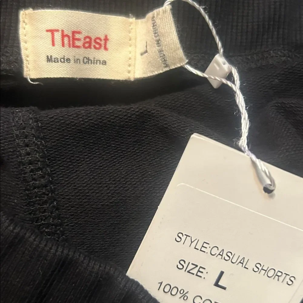 ThEast Black drawstring waist shorts, size Large